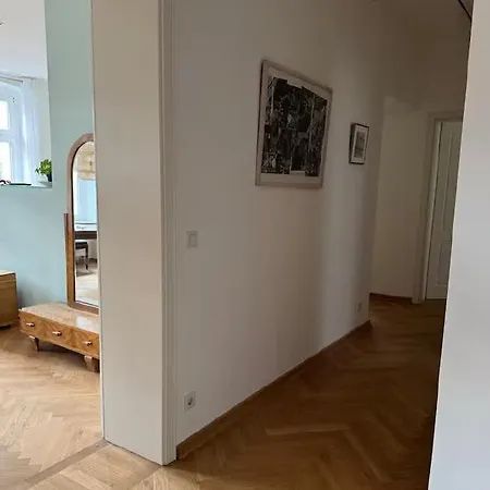 Apartment Real Price 250 Per Night, Read Host Profile # Spacious And Stylish, Quiet Yet - Enjoy! Berlin
